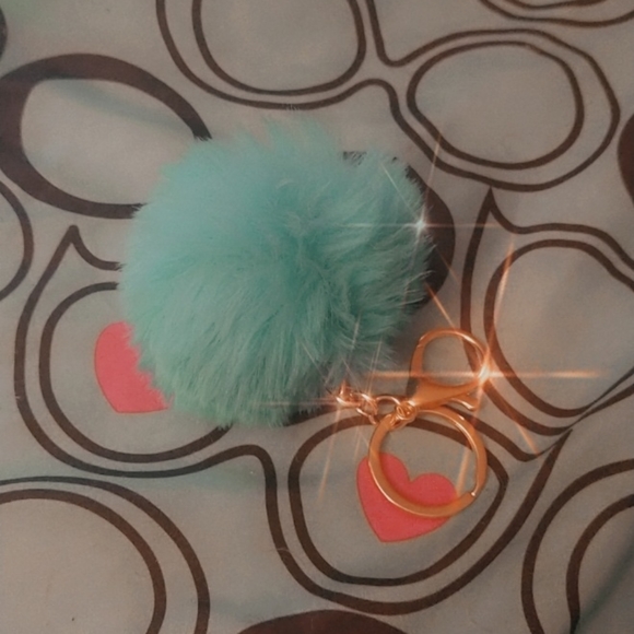 Key chains - Picture 7 of 16